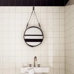 Gubi Adnet Spiegel, S, Schwarz 9 Gubi Adnet Spiegel, S, Schwarz -Günstig Heimdekoration 116Gubi iso 1