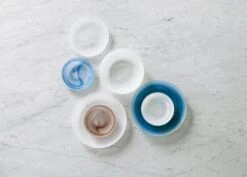 Normann Copenhagen Cosmic Glasteller, 21 Cm, Braun -Günstig Heimdekoration 2022 Cosmic Plate White Brown Blue Group 01