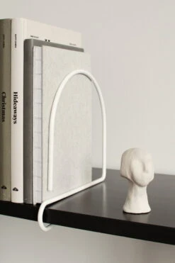 Wire Buchstütze, Rund, Weiß 5 Wire Buchstütze, Rund, Weiß -Günstig Heimdekoration A5573 pyre valk rekvi Lundia