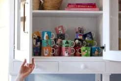 Arabia Mumin-Becher, Tofslan Und Vifslan, Grün -Günstig Heimdekoration ARABIA Moomin 2017 Classics 4 1