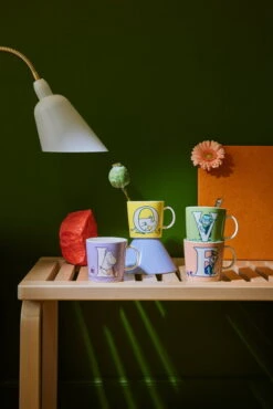 Arabia Mumin Tasse, 400 ml, ABC, V -Günstig Heimdekoration Moomin by Arabia 2022 2023 Alphabet collection LOVE 11