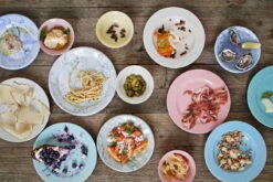 Hay Teller Rainbow, Klein, Hellrosa -Günstig Heimdekoration Plates family