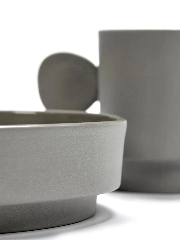 Inner Circle Teller Mit Hohem Rand, Hellgrau 3 Inner Circle Teller Mit Hohem Rand, Hellgrau – Bild 3