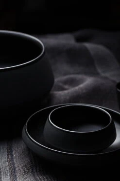 Eclipse Salatschüssel, 4 L, Schwarz -Günstig Heimdekoration foto Vaidava Eclipse 8989