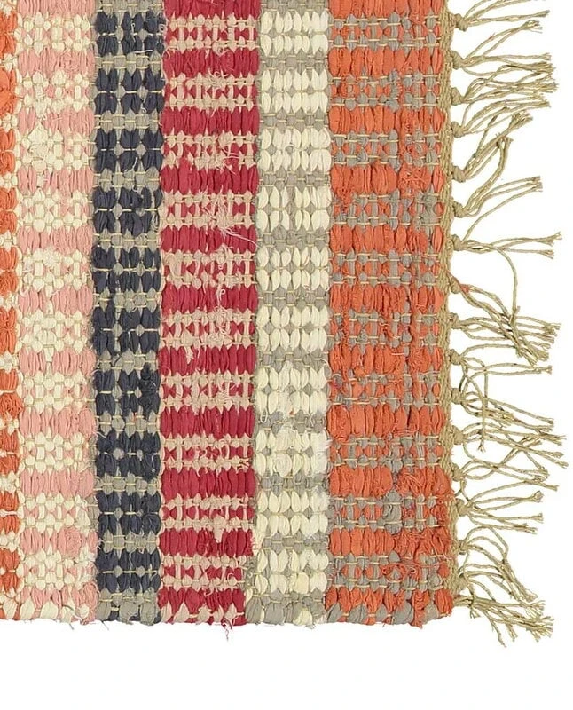 Huvila Teppich, Rot 2 Huvila Teppich, Rot – Bild 2